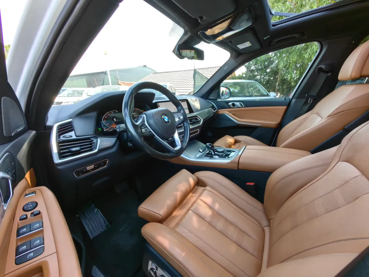 Cumpara/ Vinde online BMW X5 2022 SH, la cel mai bun pret pentru tine!