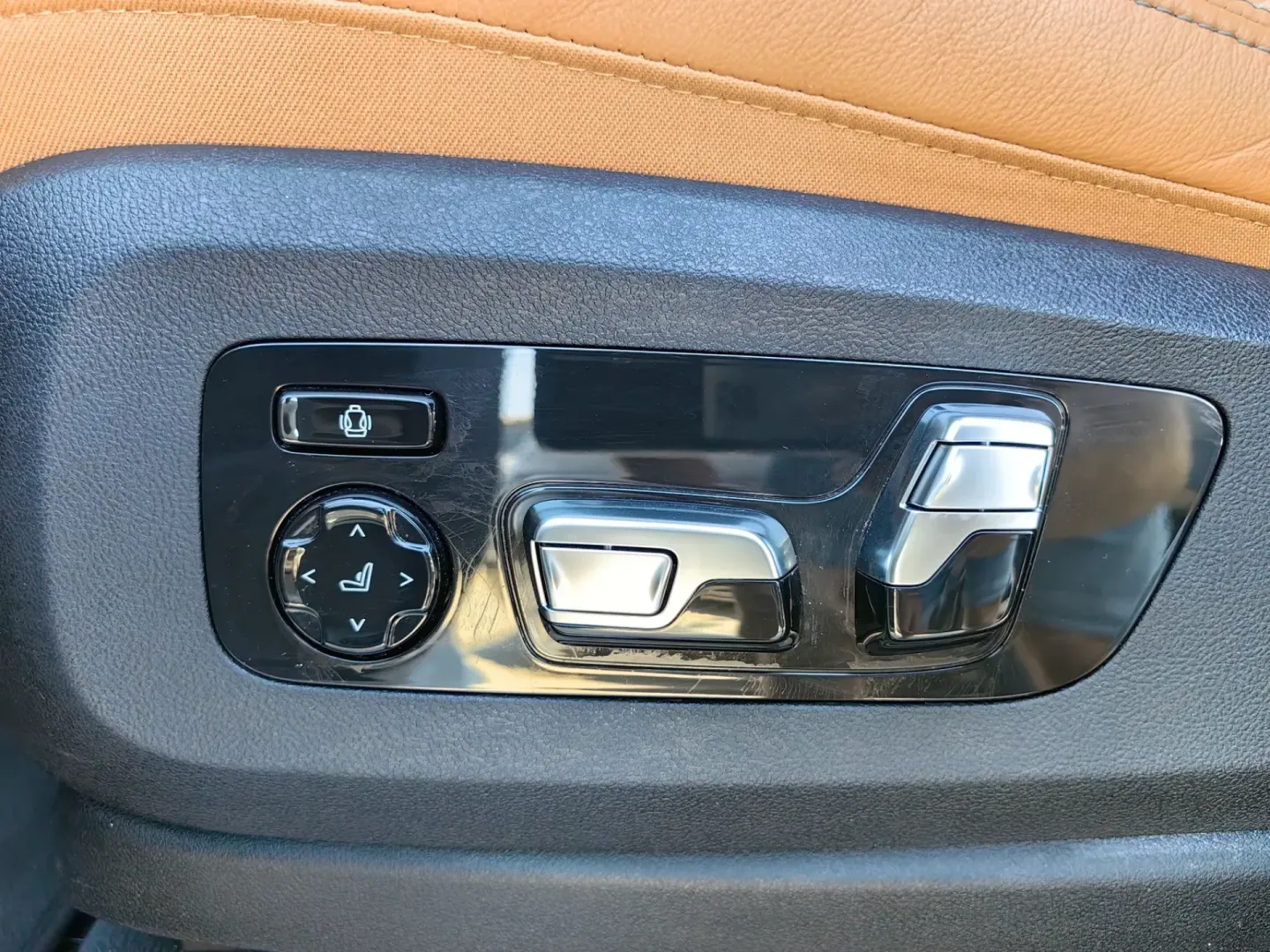 Cumpara/ Vinde online BMW X5 2022 SH, la cel mai bun pret pentru tine!