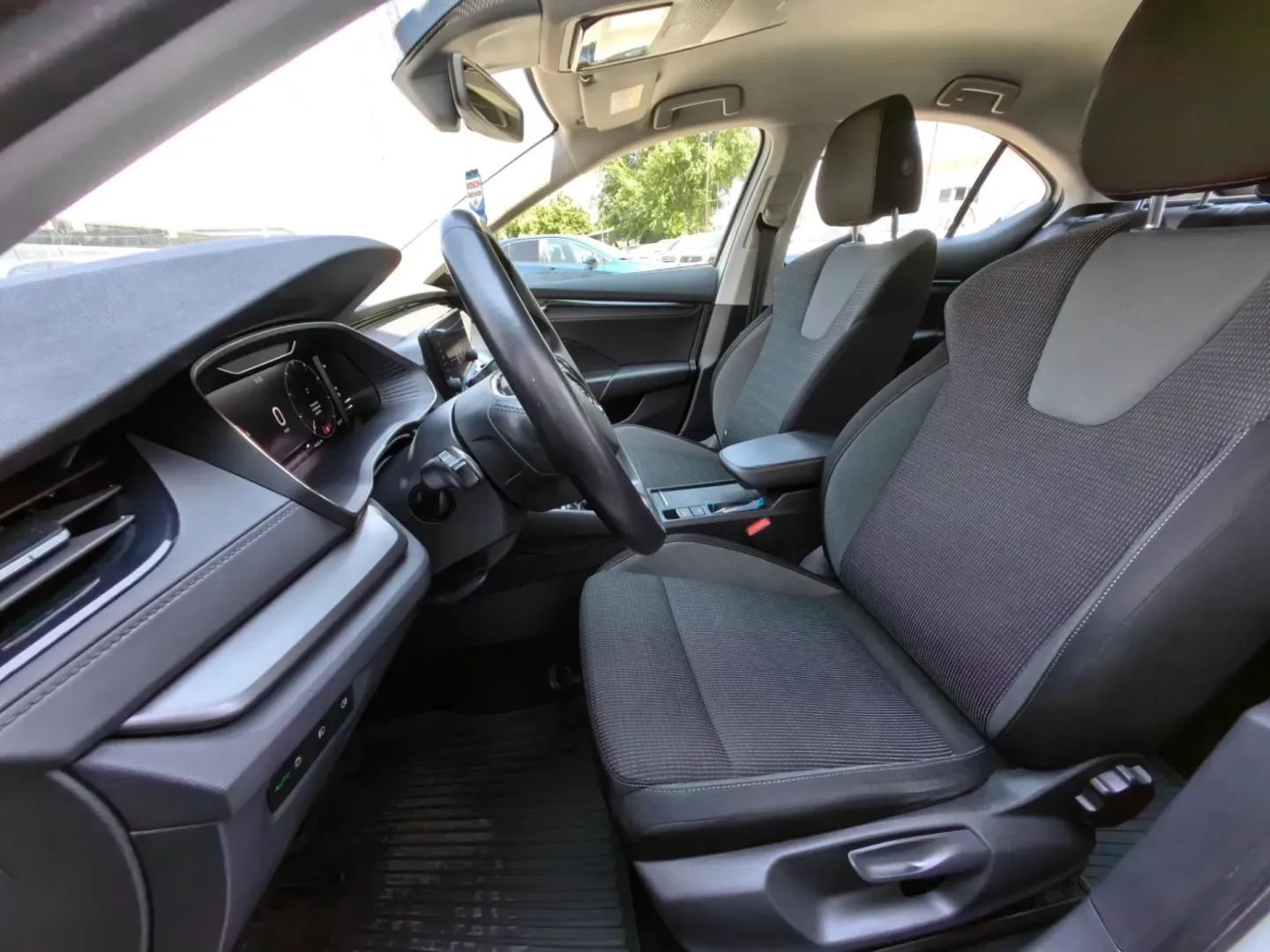 Cumpara/ Vinde online Skoda Octavia 2020 SH, la cel mai bun pret pentru tine!