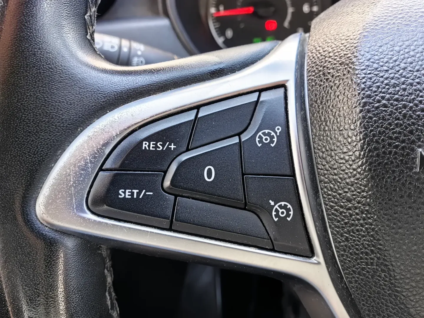 Cumpara/ Vinde online Dacia Duster 2022 SH, la cel mai bun pret pentru tine!