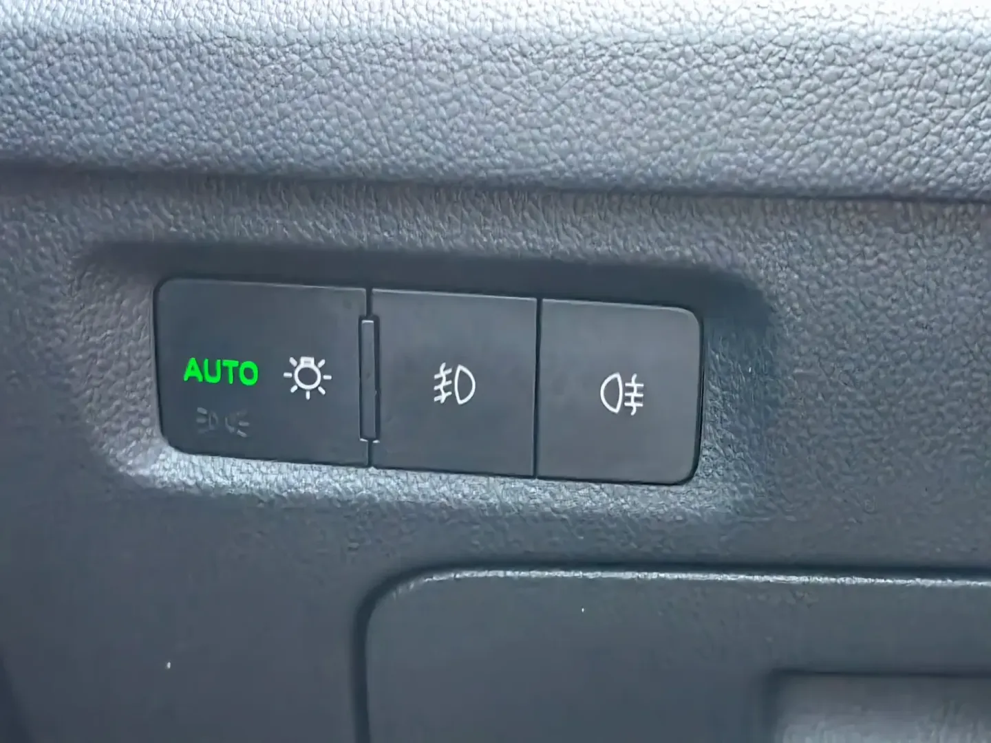 Cumpara/ Vinde online Skoda Octavia 2020 SH, la cel mai bun pret pentru tine!