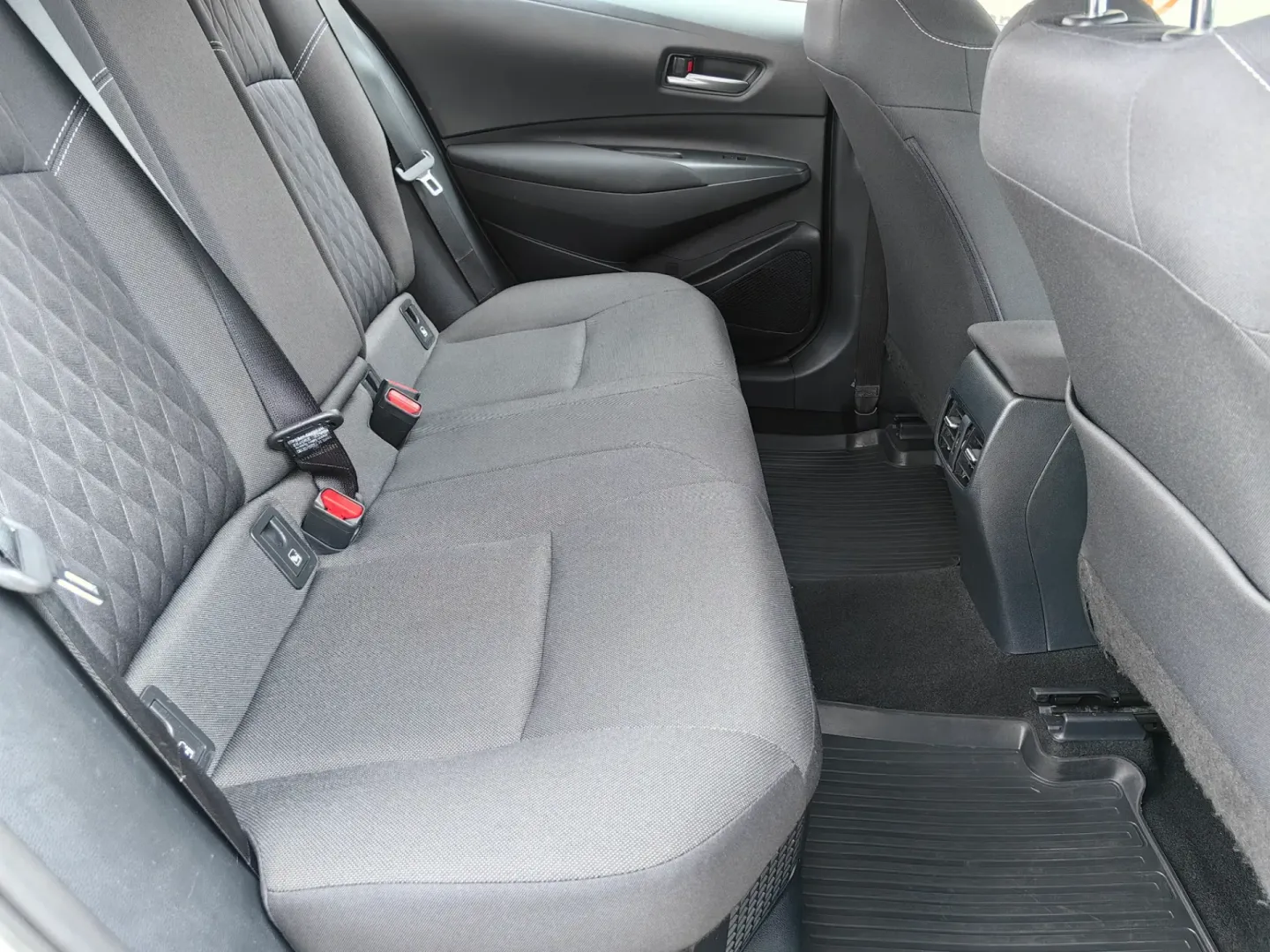 Cumpara/ Vinde online Toyota Corolla 2022 SH, la cel mai bun pret pentru tine!