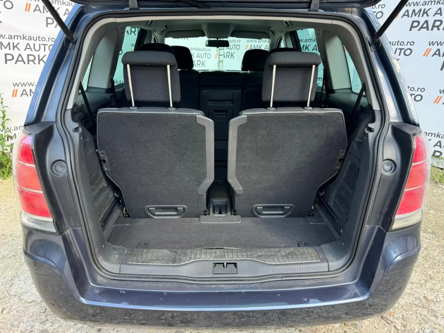 Cumpara/ Vinde online Opel Zafira 2006 SH, la cel mai bun pret pentru tine!