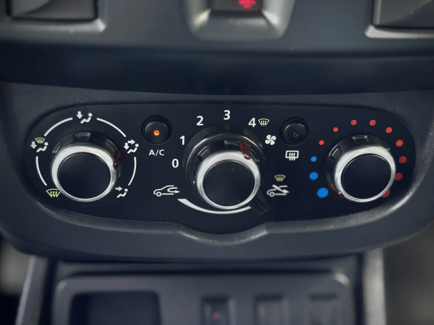 Cumpara/ Vinde online Dacia Duster 2017 SH, la cel mai bun pret pentru tine!