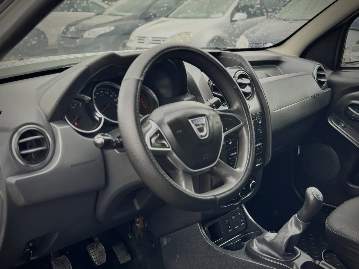 Cumpara/ Vinde online Dacia Duster 2017 SH, la cel mai bun pret pentru tine!