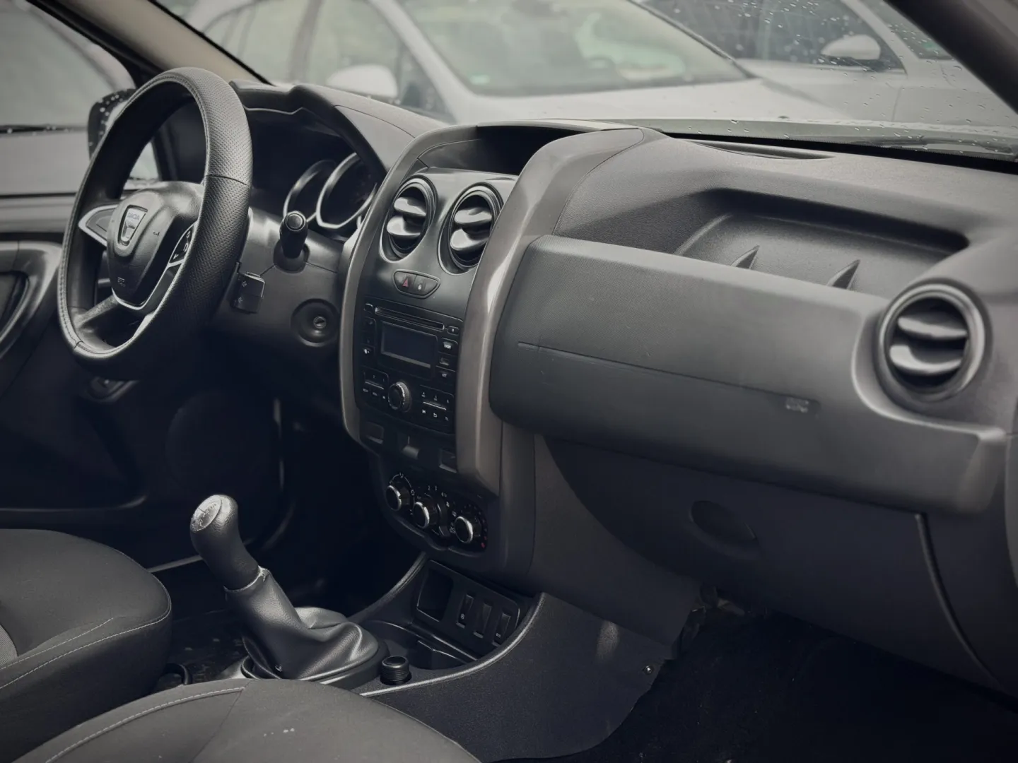 Cumpara/ Vinde online Dacia Duster 2017 SH, la cel mai bun pret pentru tine!