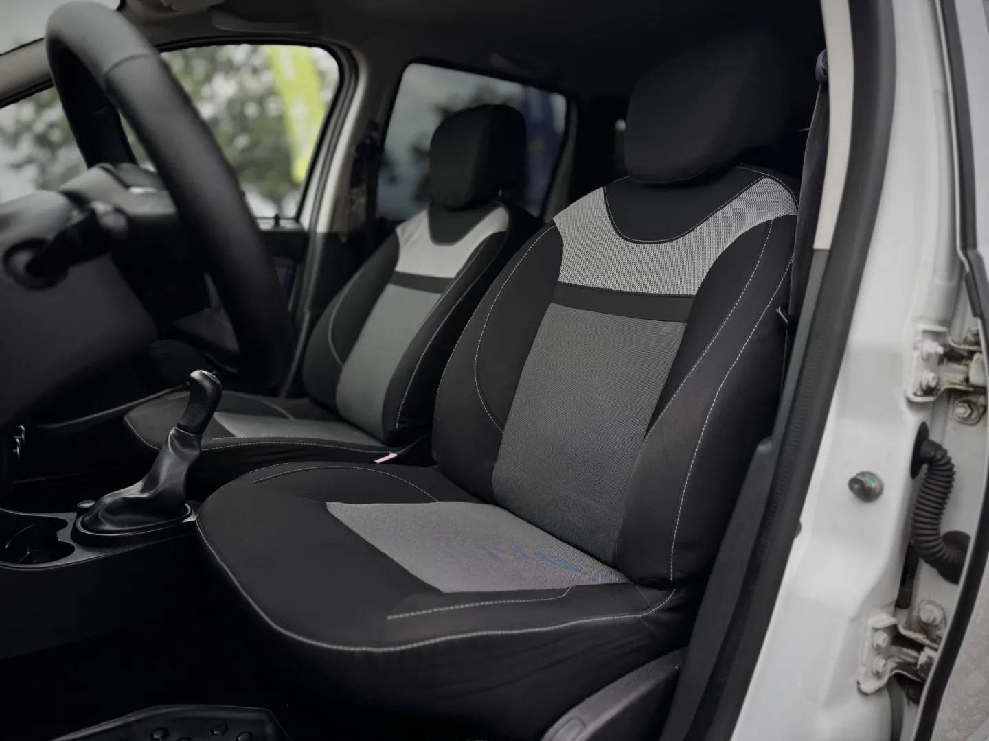 Cumpara/ Vinde online Dacia Duster 2017 SH, la cel mai bun pret pentru tine!