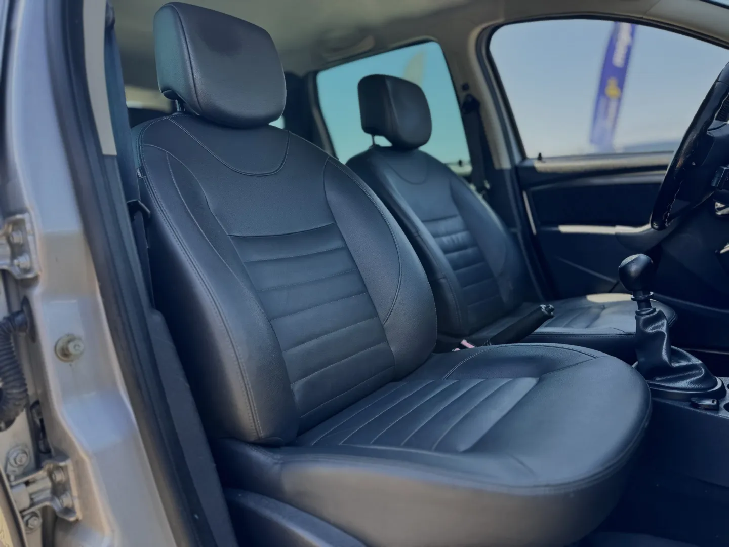 Cumpara/ Vinde online Dacia Duster 2014 SH, la cel mai bun pret pentru tine!