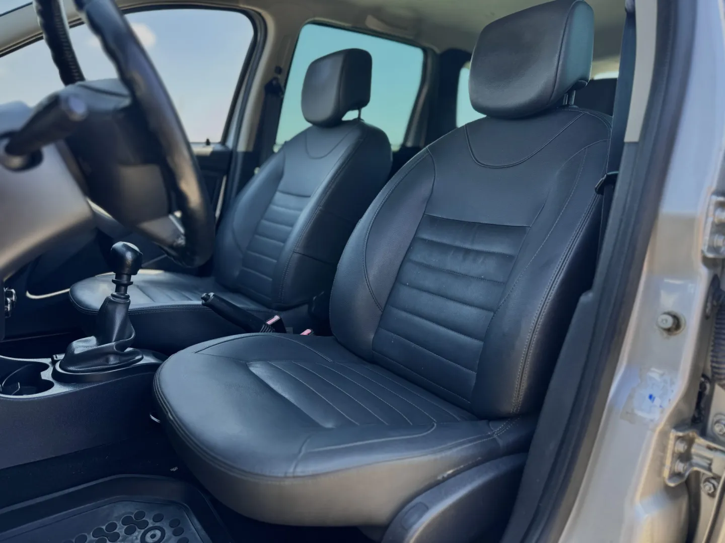 Cumpara/ Vinde online Dacia Duster 2014 SH, la cel mai bun pret pentru tine!