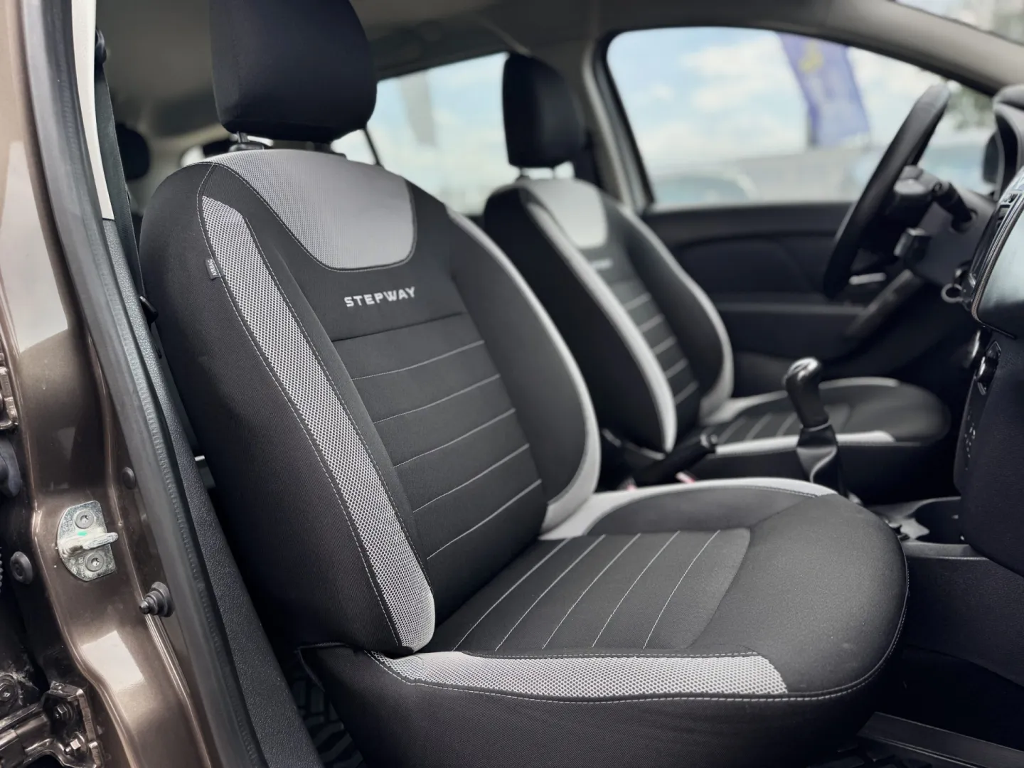 Cumpara/ Vinde online Dacia Logan 2020 SH, la cel mai bun pret pentru tine!