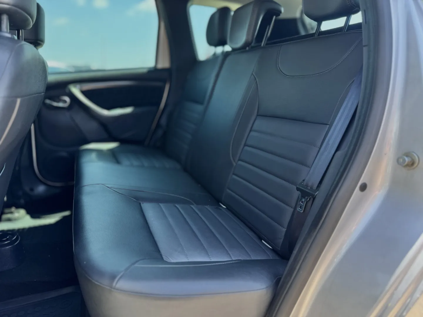 Cumpara/ Vinde online Dacia Duster 2014 SH, la cel mai bun pret pentru tine!