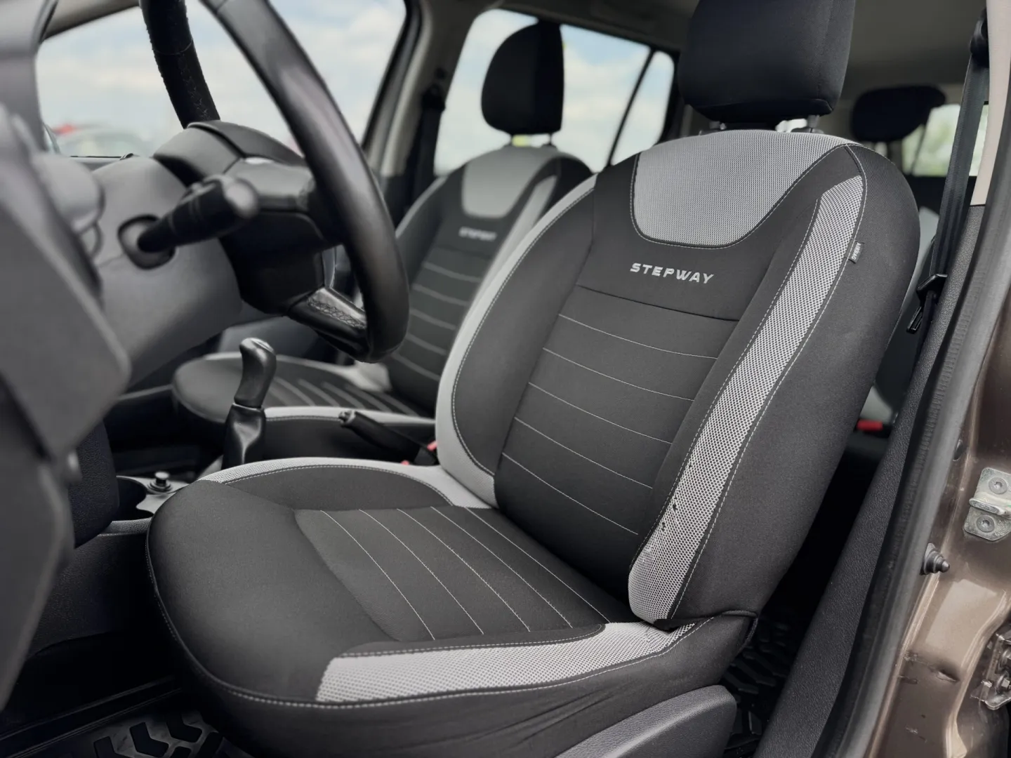 Cumpara/ Vinde online Dacia Logan 2020 SH, la cel mai bun pret pentru tine!
