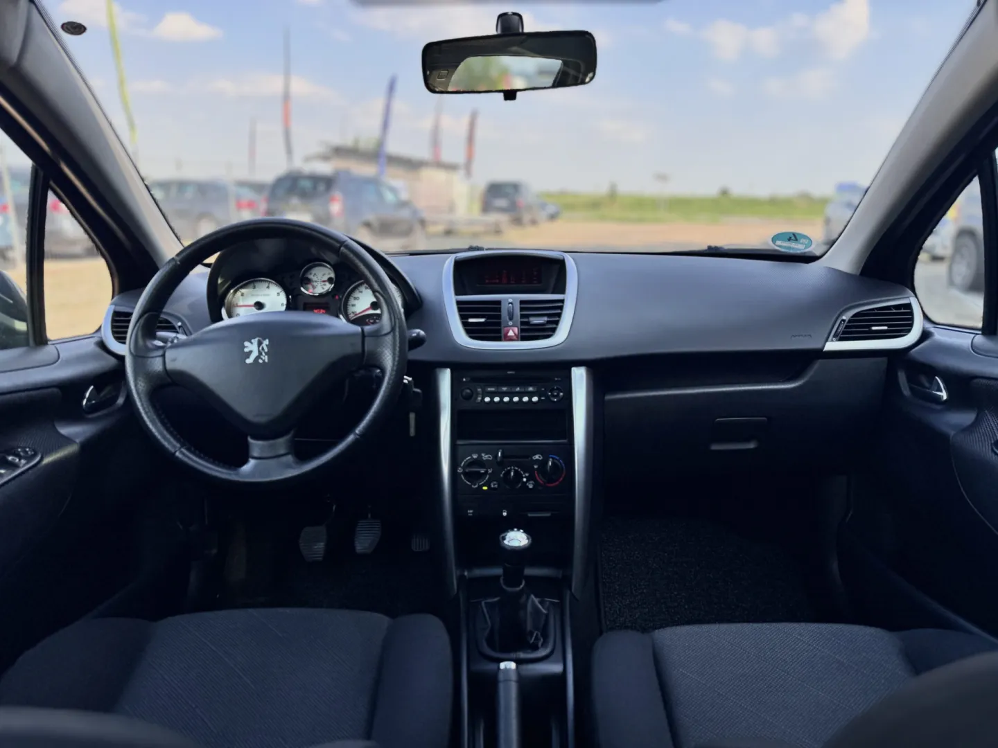 Cumpara/ Vinde online Peugeot 207 2007 SH, la cel mai bun pret pentru tine!