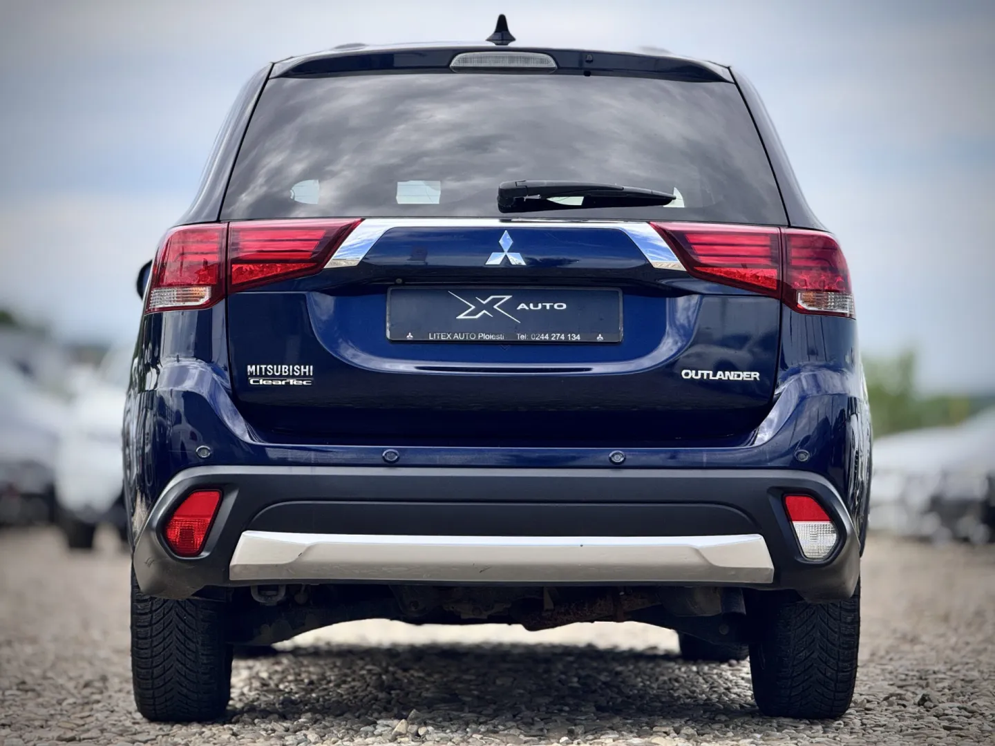 Cumpara/ Vinde online Mitsubishi Outlander 2017 SH, la cel mai bun pret pentru tine!