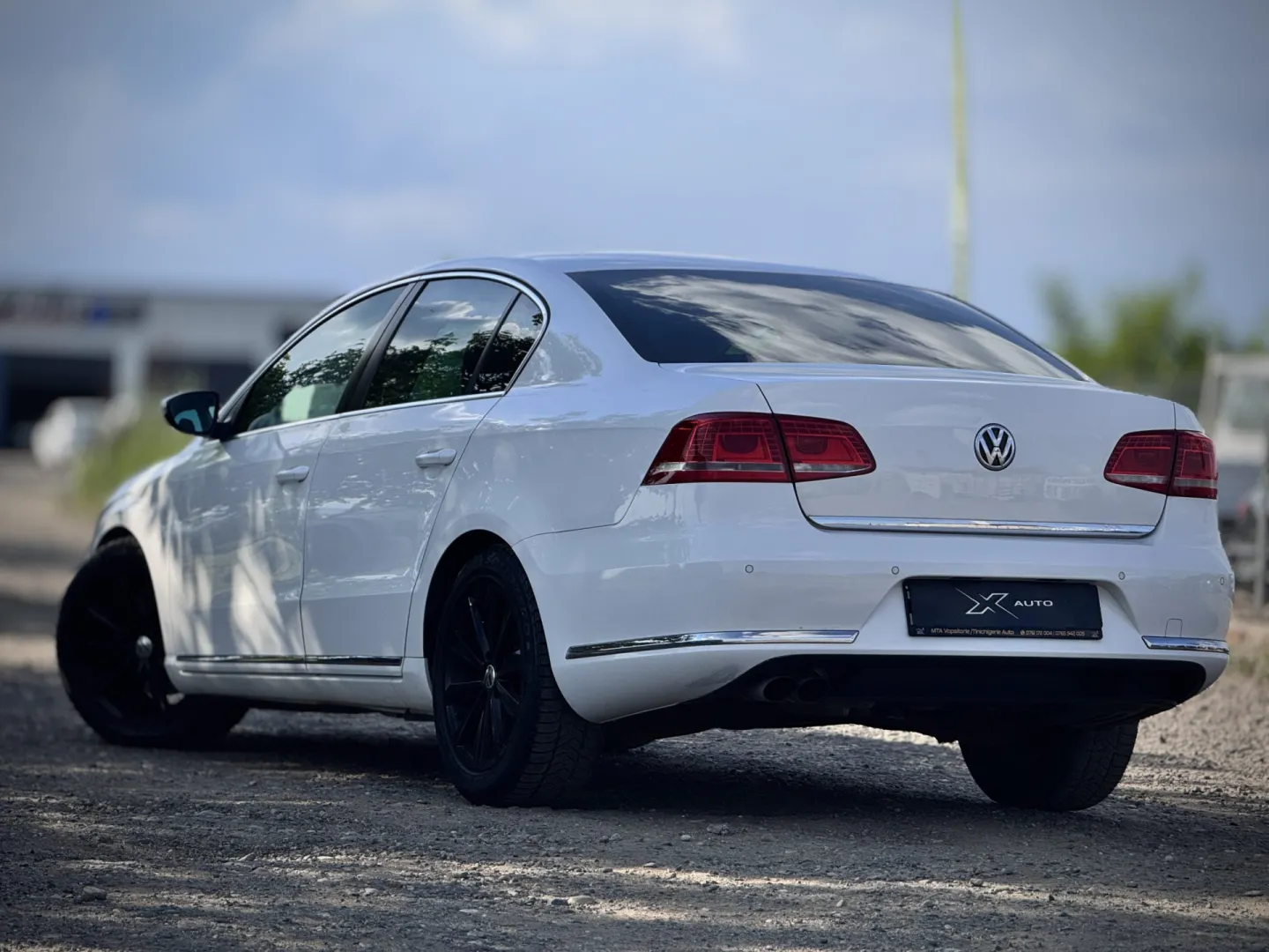 Cumpara/ Vinde online Volkswagen Passat 2011 SH, la cel mai bun pret pentru tine!