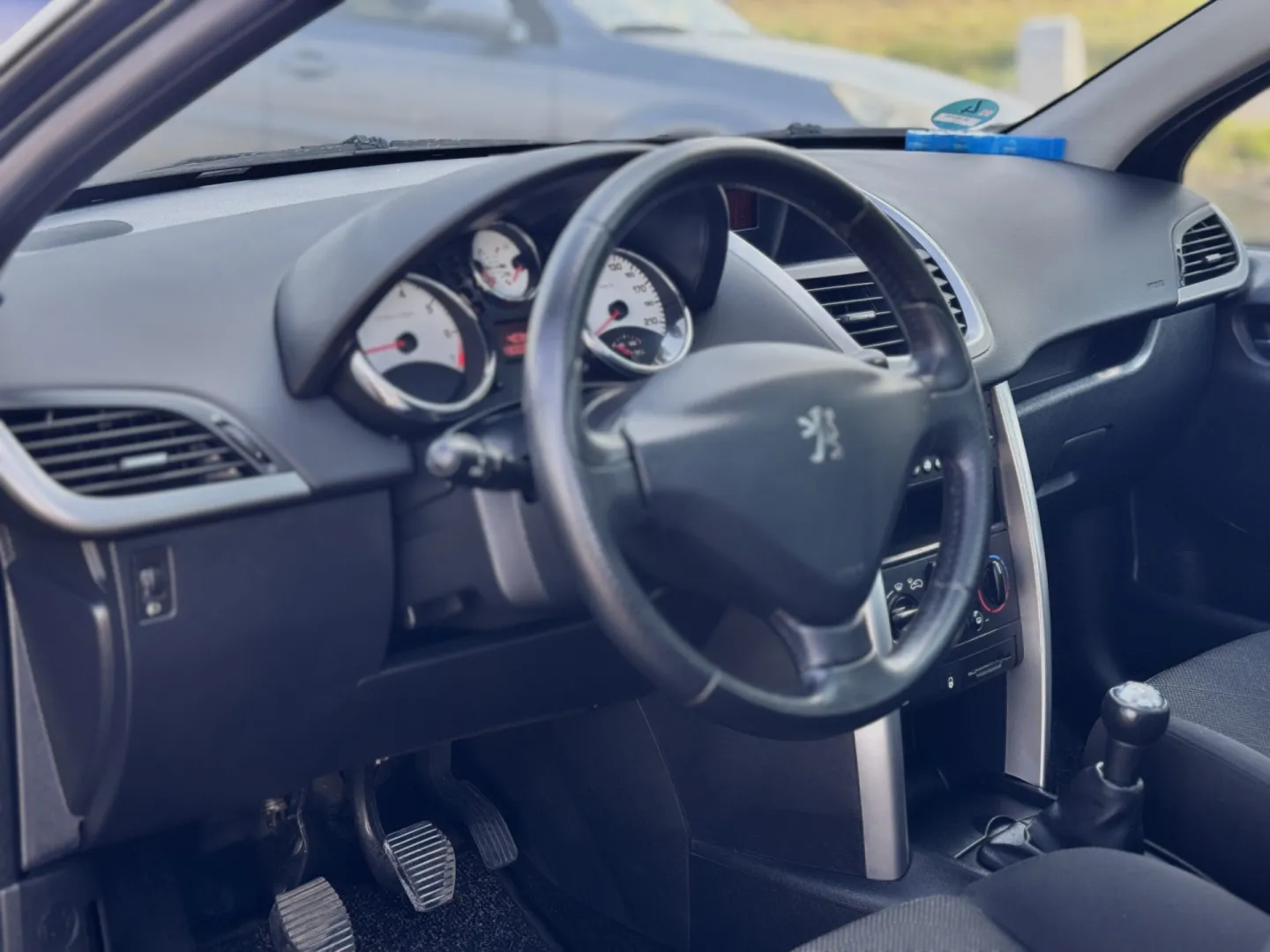 Cumpara/ Vinde online Peugeot 207 2007 SH, la cel mai bun pret pentru tine!