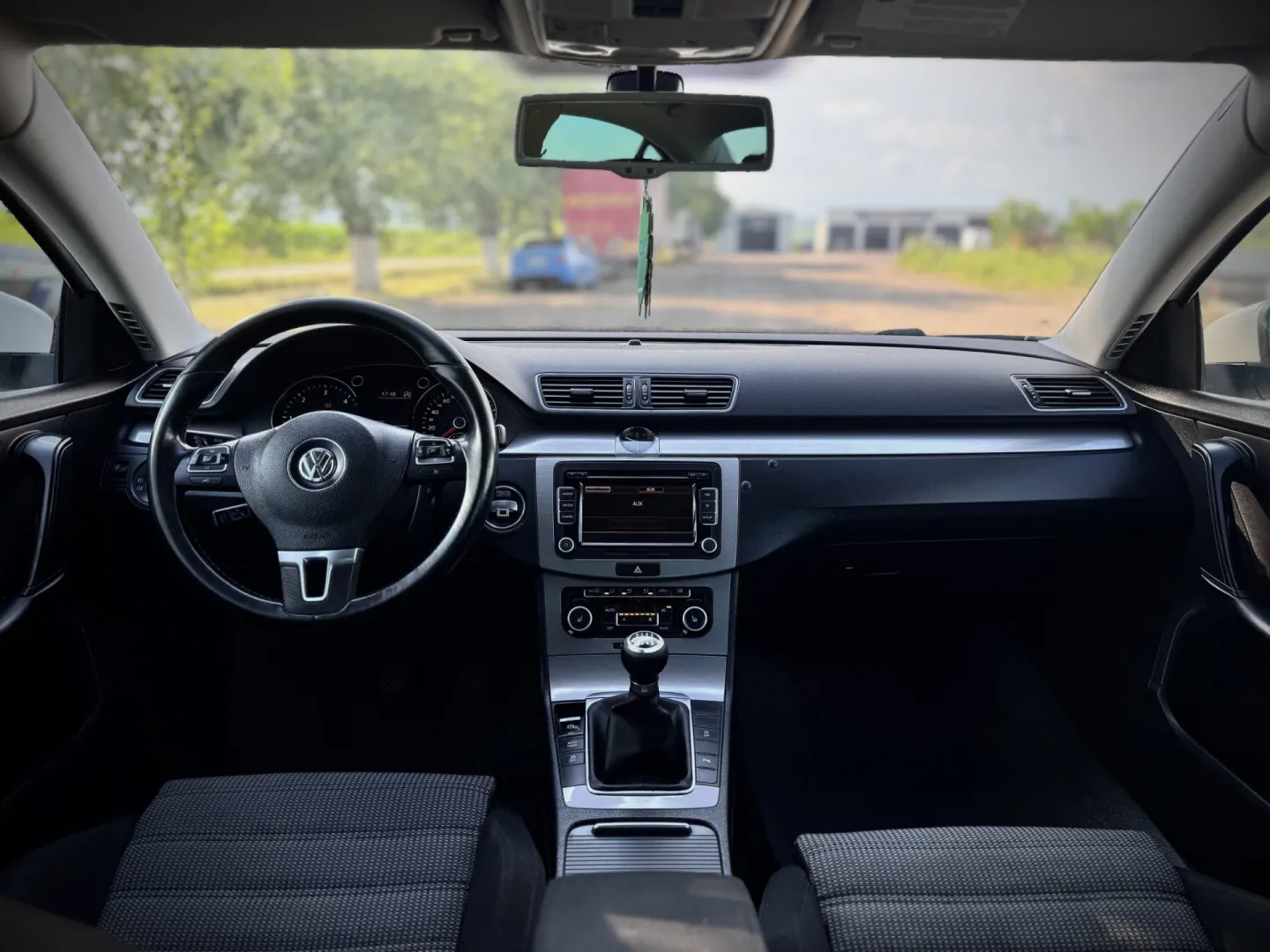 Cumpara/ Vinde online Volkswagen Passat 2011 SH, la cel mai bun pret pentru tine!