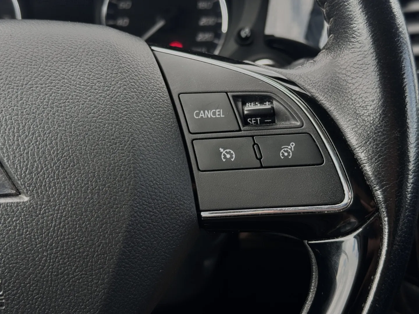 Cumpara/ Vinde online Mitsubishi Outlander 2017 SH, la cel mai bun pret pentru tine!