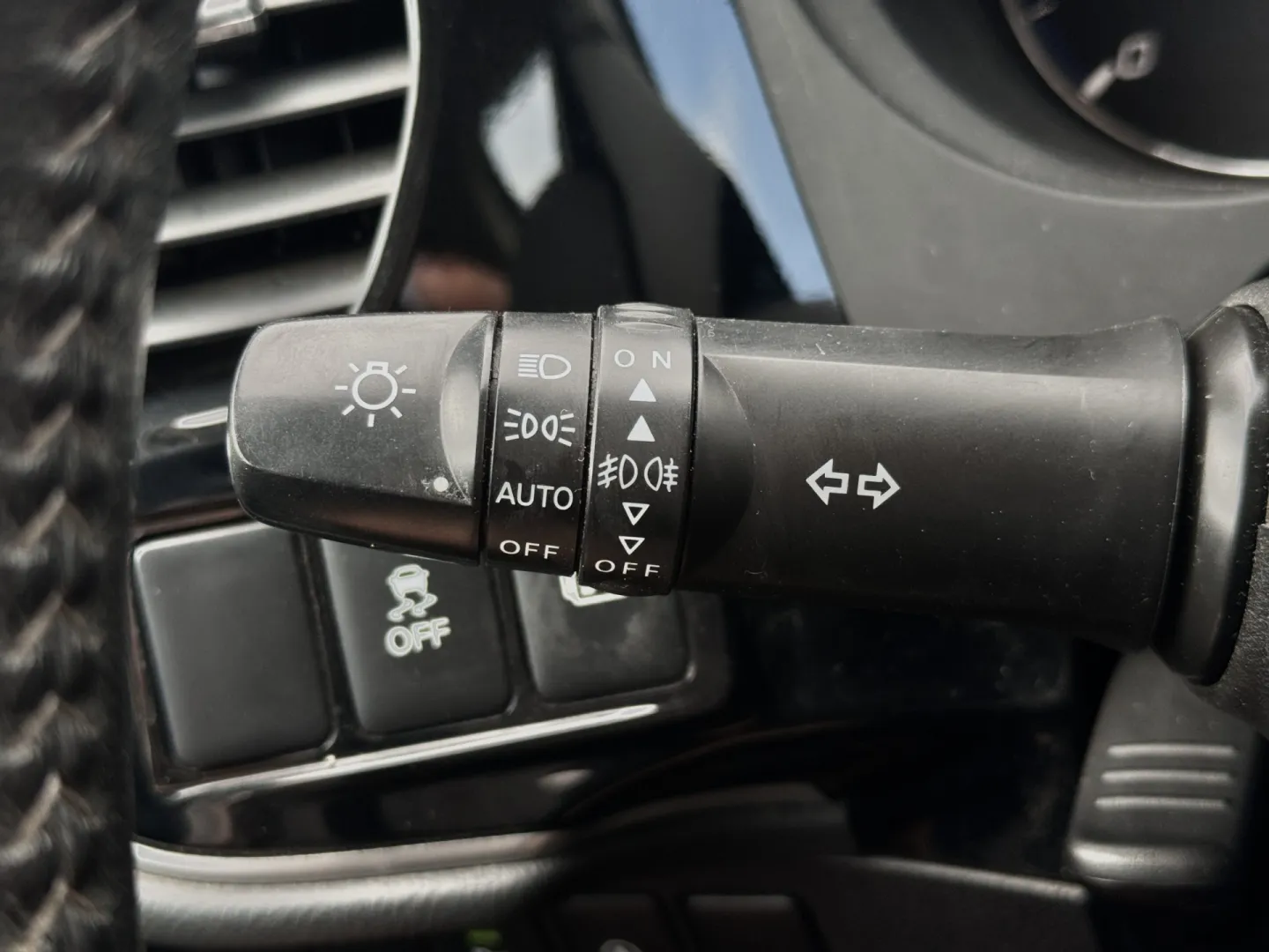 Cumpara/ Vinde online Mitsubishi Outlander 2017 SH, la cel mai bun pret pentru tine!