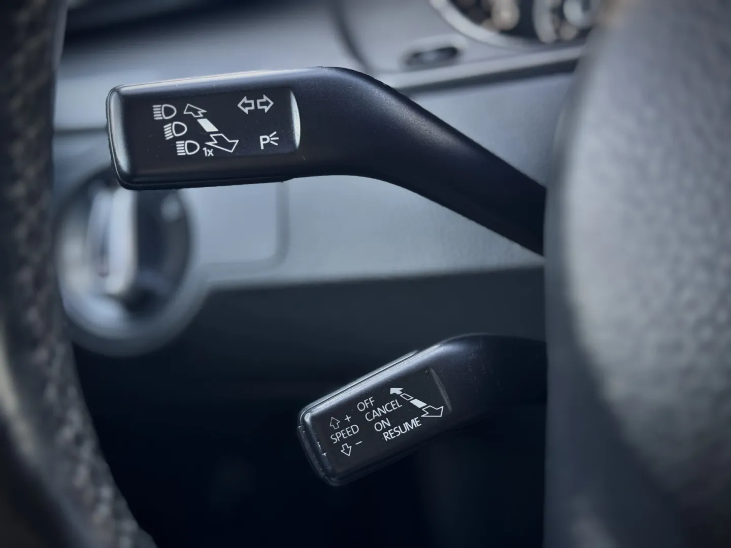 Cumpara/ Vinde online Volkswagen Passat 2011 SH, la cel mai bun pret pentru tine!