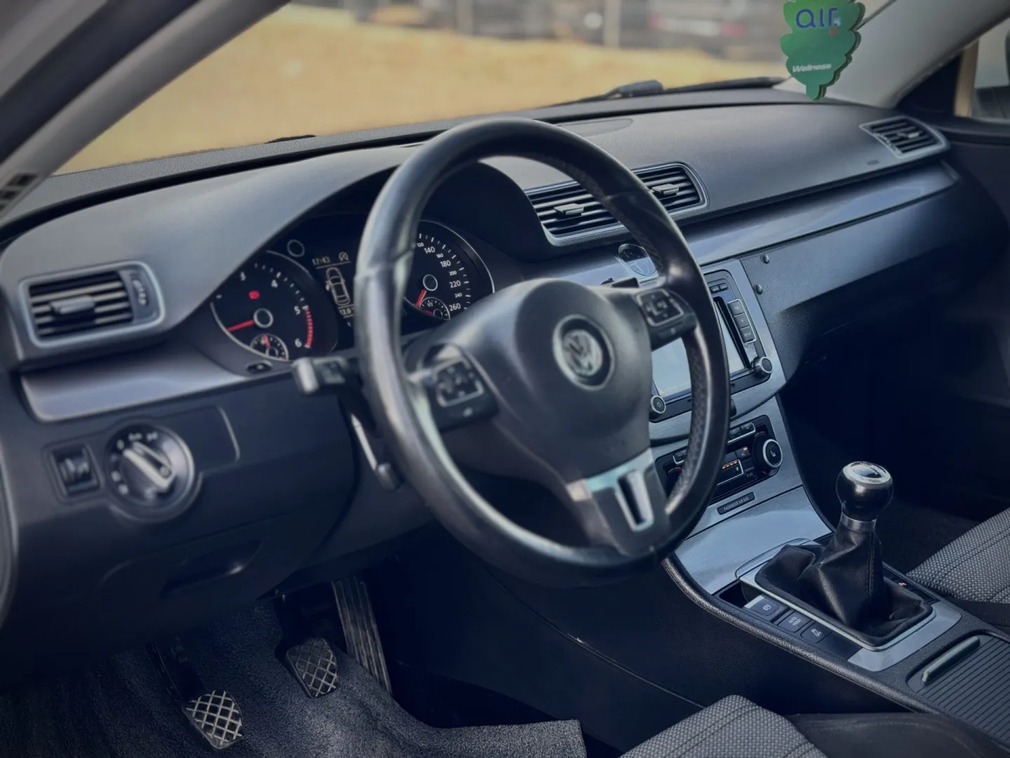Cumpara/ Vinde online Volkswagen Passat 2011 SH, la cel mai bun pret pentru tine!
