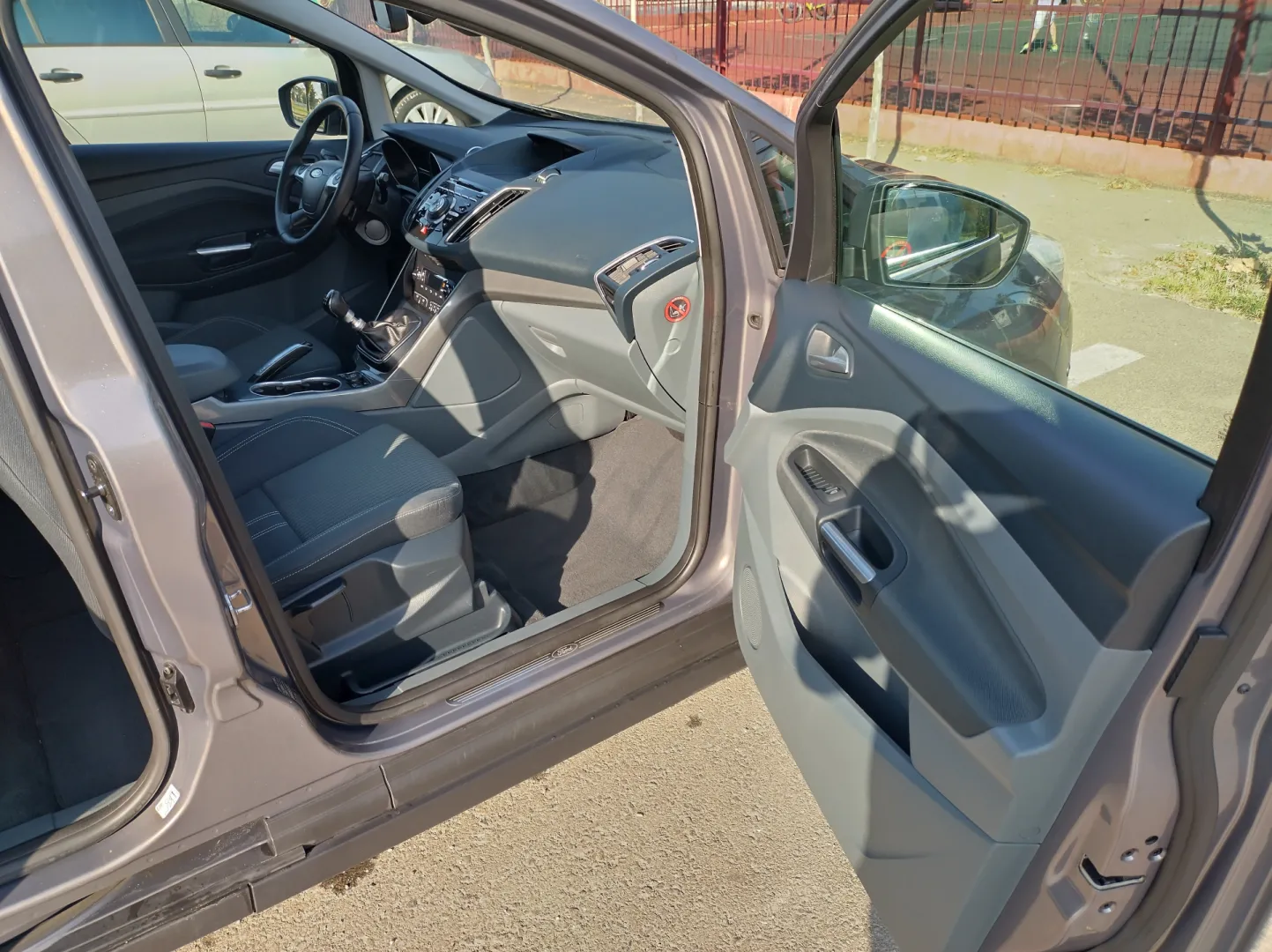 Cumpara/ Vinde online Ford Grand C-Max 2012 SH, la cel mai bun pret pentru tine!