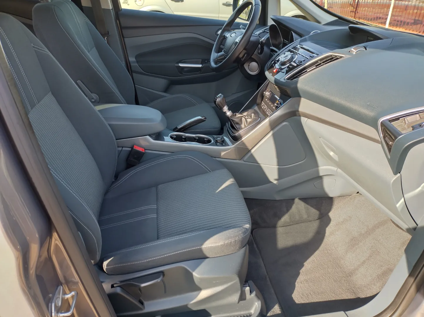 Cumpara/ Vinde online Ford Grand C-Max 2012 SH, la cel mai bun pret pentru tine!