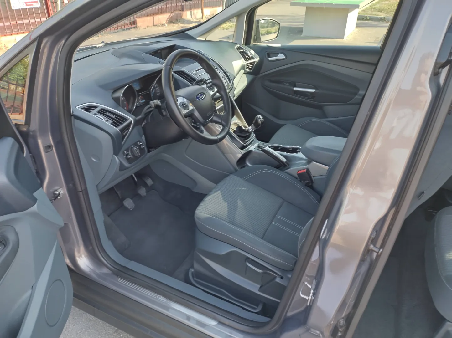 Cumpara/ Vinde online Ford Grand C-Max 2012 SH, la cel mai bun pret pentru tine!