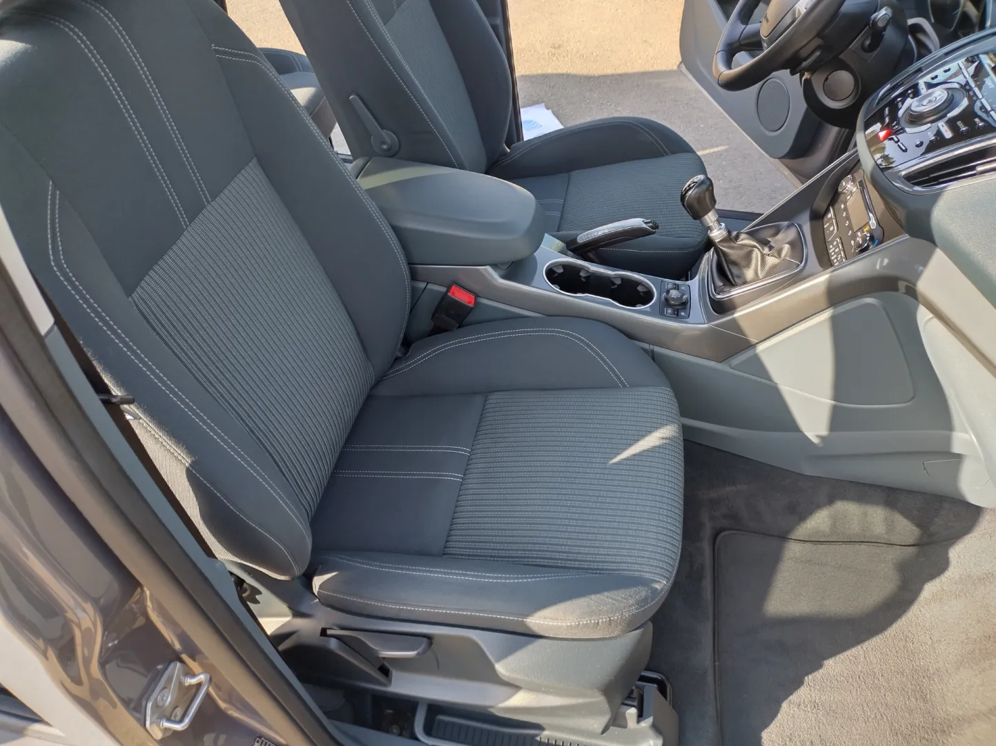 Cumpara/ Vinde online Ford Grand C-Max 2012 SH, la cel mai bun pret pentru tine!