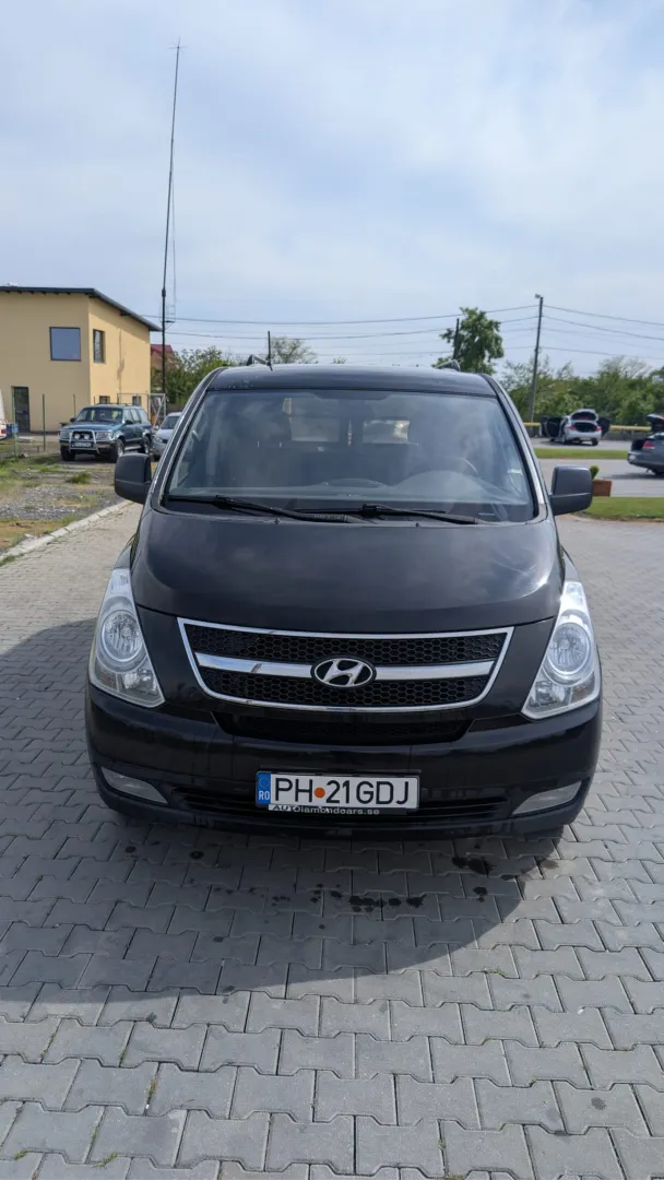 Cumpara/ Vinde online Hyundai H-1 2012 SH, la cel mai bun pret pentru tine!