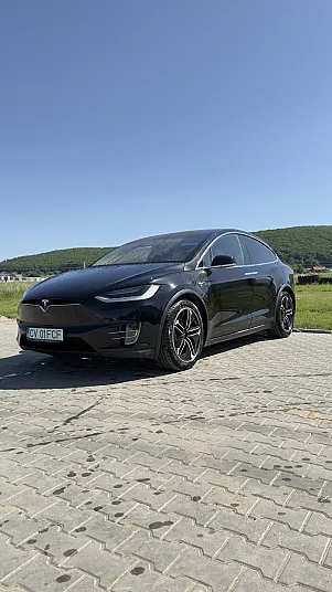 Licitează Tesla Model X sh