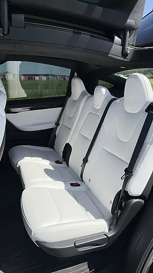 Cumpără / Vinde Tesla Model X 2021 SH, la cel mai bun pret pentru tine!