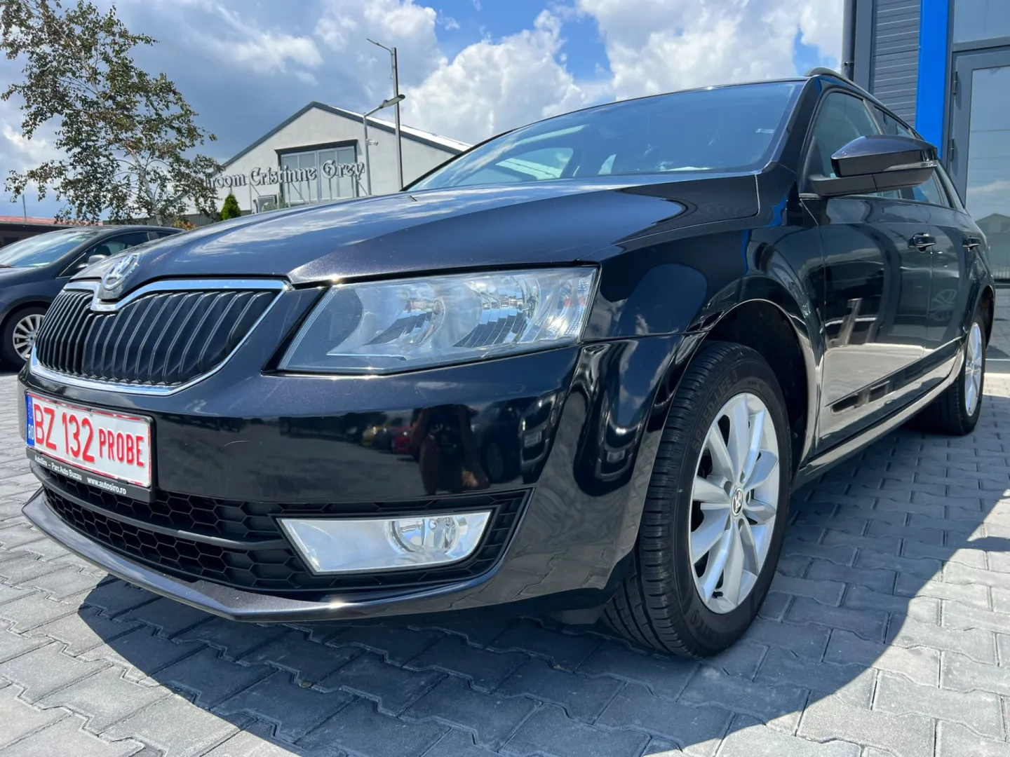 Cumpara/ Vinde online Skoda Octavia 2013 SH, la cel mai bun pret pentru tine!