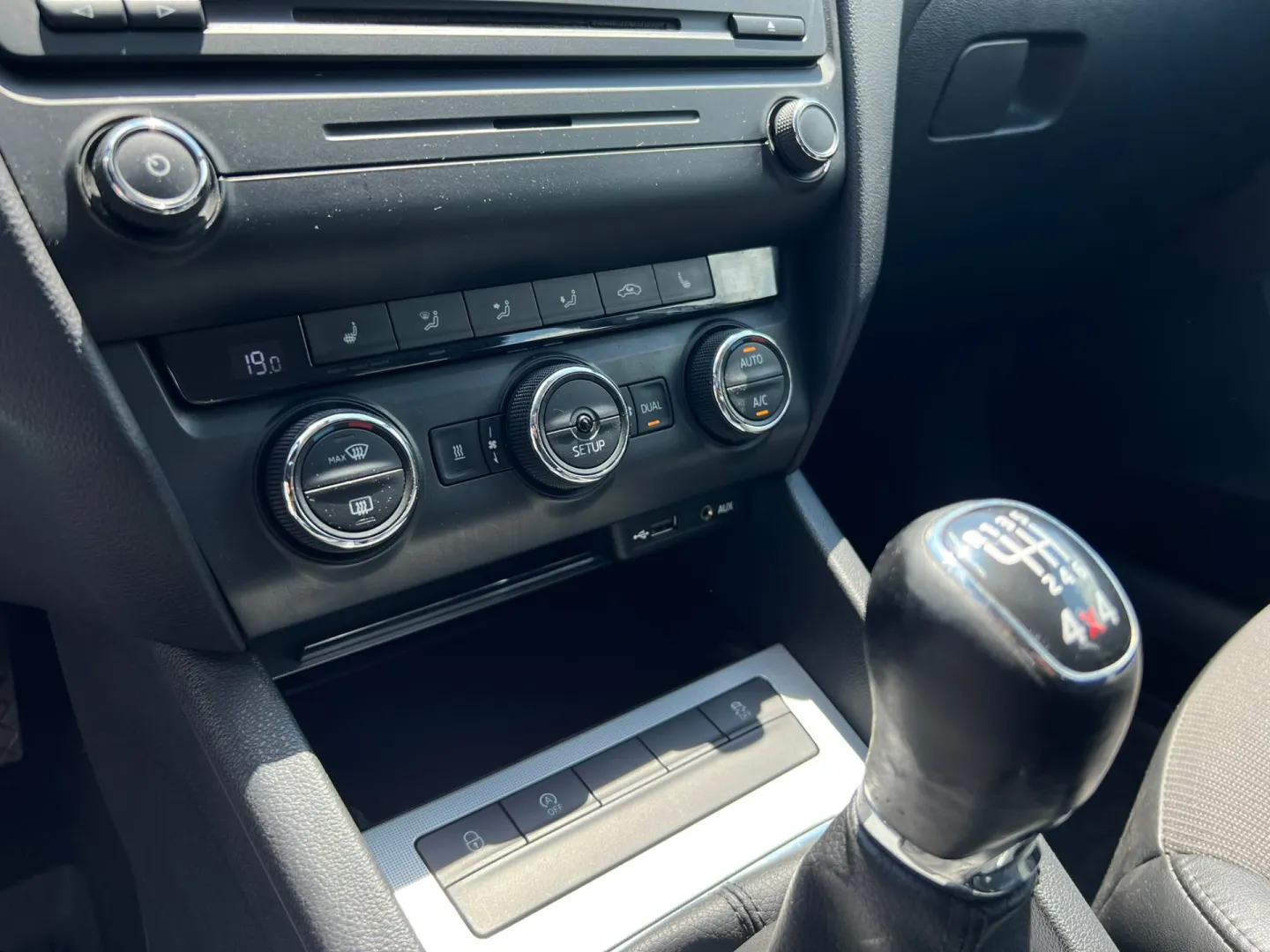 Cumpara/ Vinde online Skoda Octavia 2013 SH, la cel mai bun pret pentru tine!