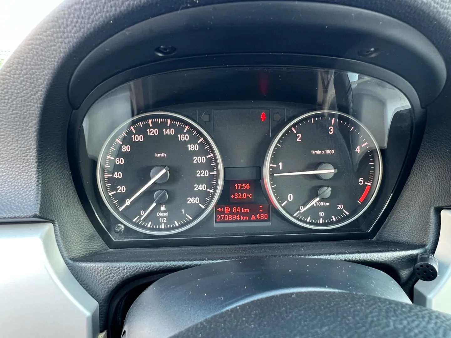 Cumpara/ Vinde online BMW 320 2009 SH, la cel mai bun pret pentru tine!