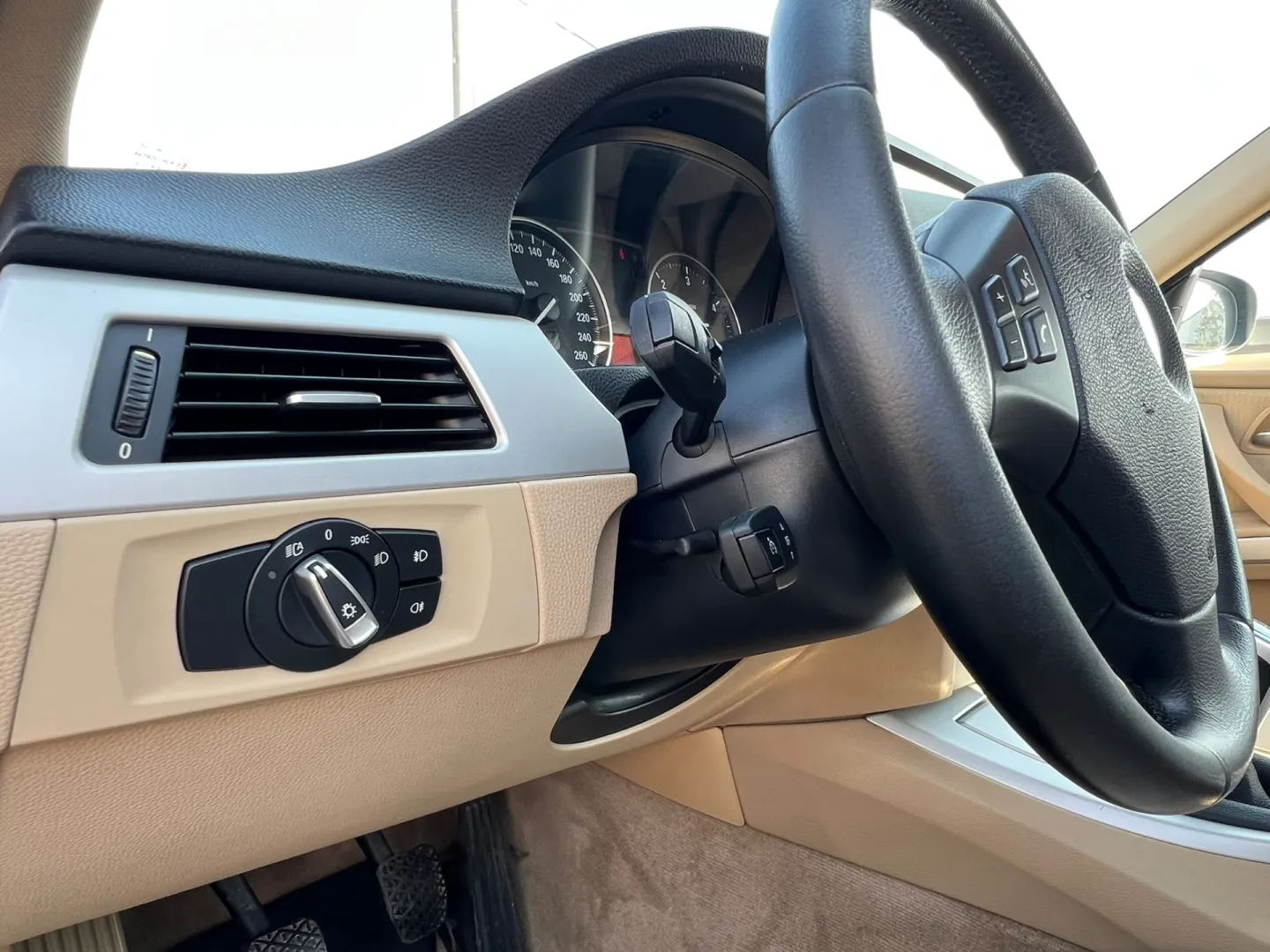Cumpara/ Vinde online BMW 320 2009 SH, la cel mai bun pret pentru tine!