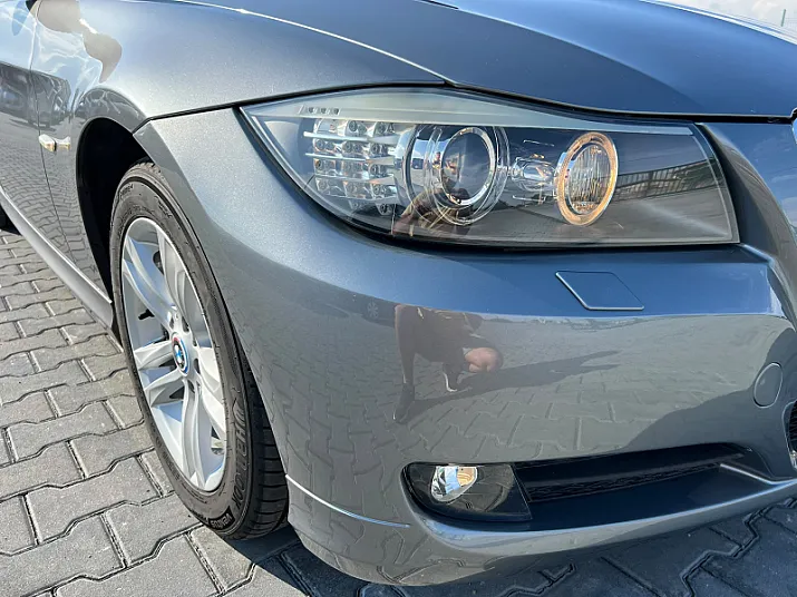 Cumpără / Vinde BMW 320 2009 SH, la cel mai bun pret pentru tine!
