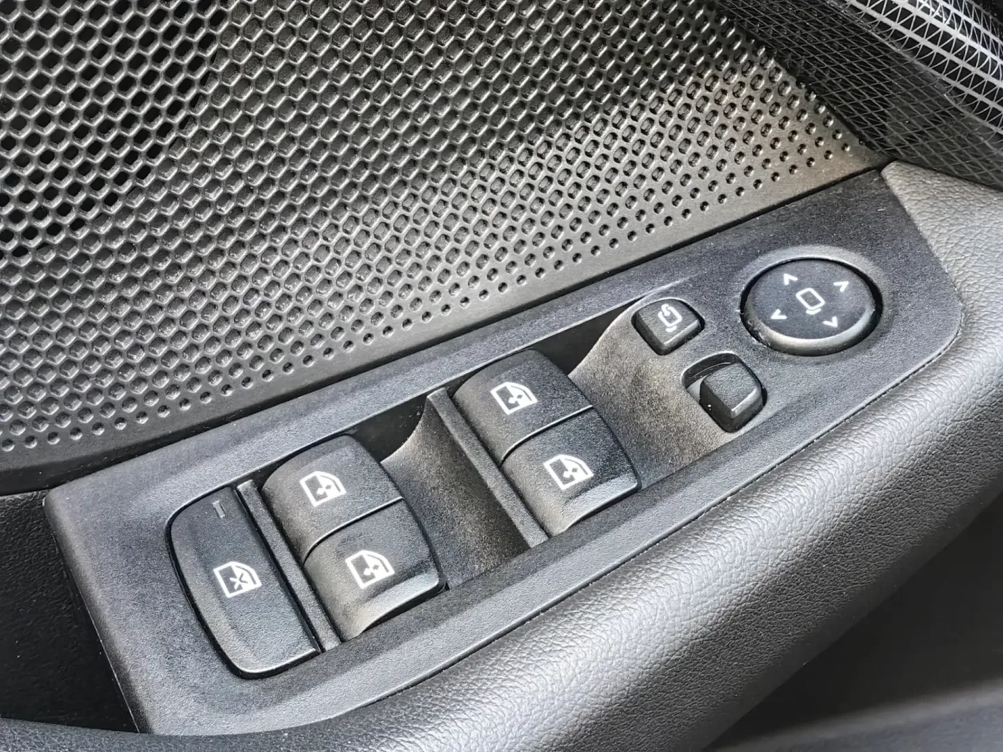 Cumpara/ Vinde online BMW 1 Series 2023 SH, la cel mai bun pret pentru tine!