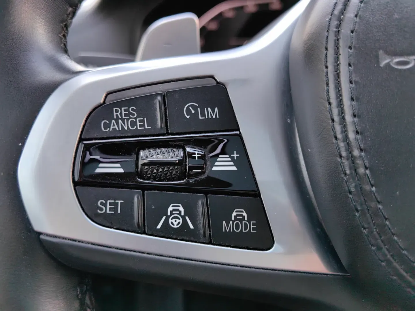 Cumpara/ Vinde online BMW 5 Series 2022 SH, la cel mai bun pret pentru tine!