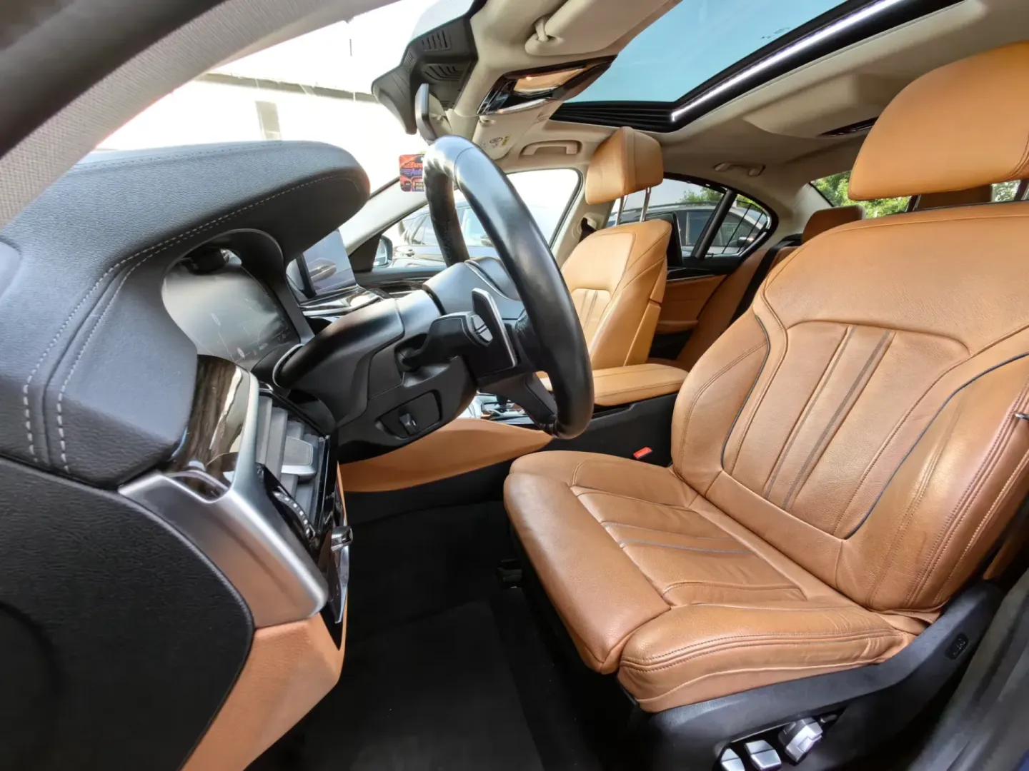 Cumpara/ Vinde online BMW 5 Series 2022 SH, la cel mai bun pret pentru tine!