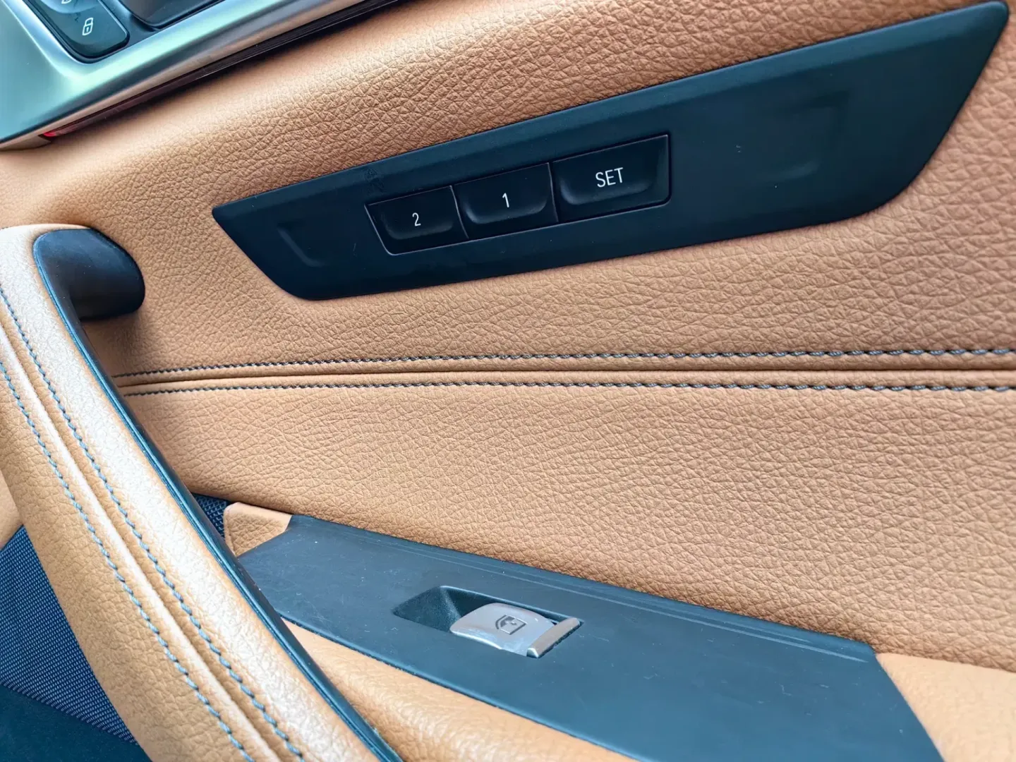 Cumpara/ Vinde online BMW 5 Series 2022 SH, la cel mai bun pret pentru tine!