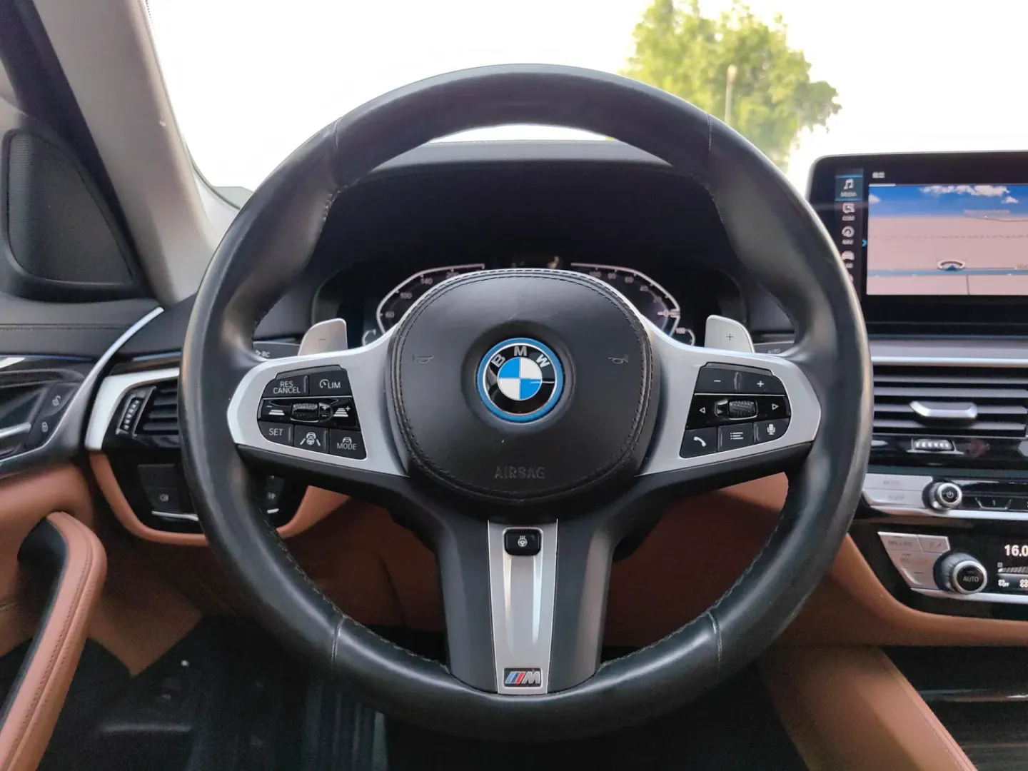 Cumpara/ Vinde online BMW 5 Series 2022 SH, la cel mai bun pret pentru tine!