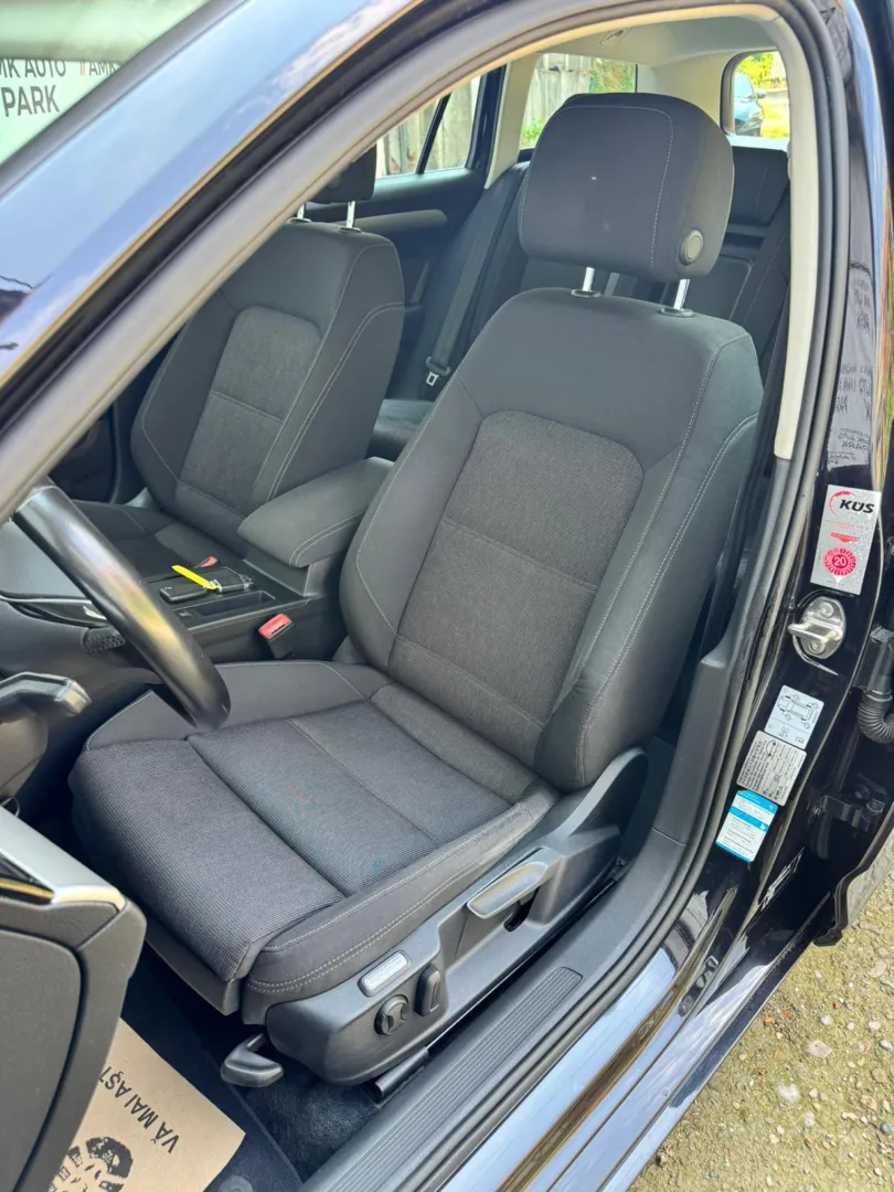Cumpara/ Vinde online Volkswagen Passat 2016 SH, la cel mai bun pret pentru tine!