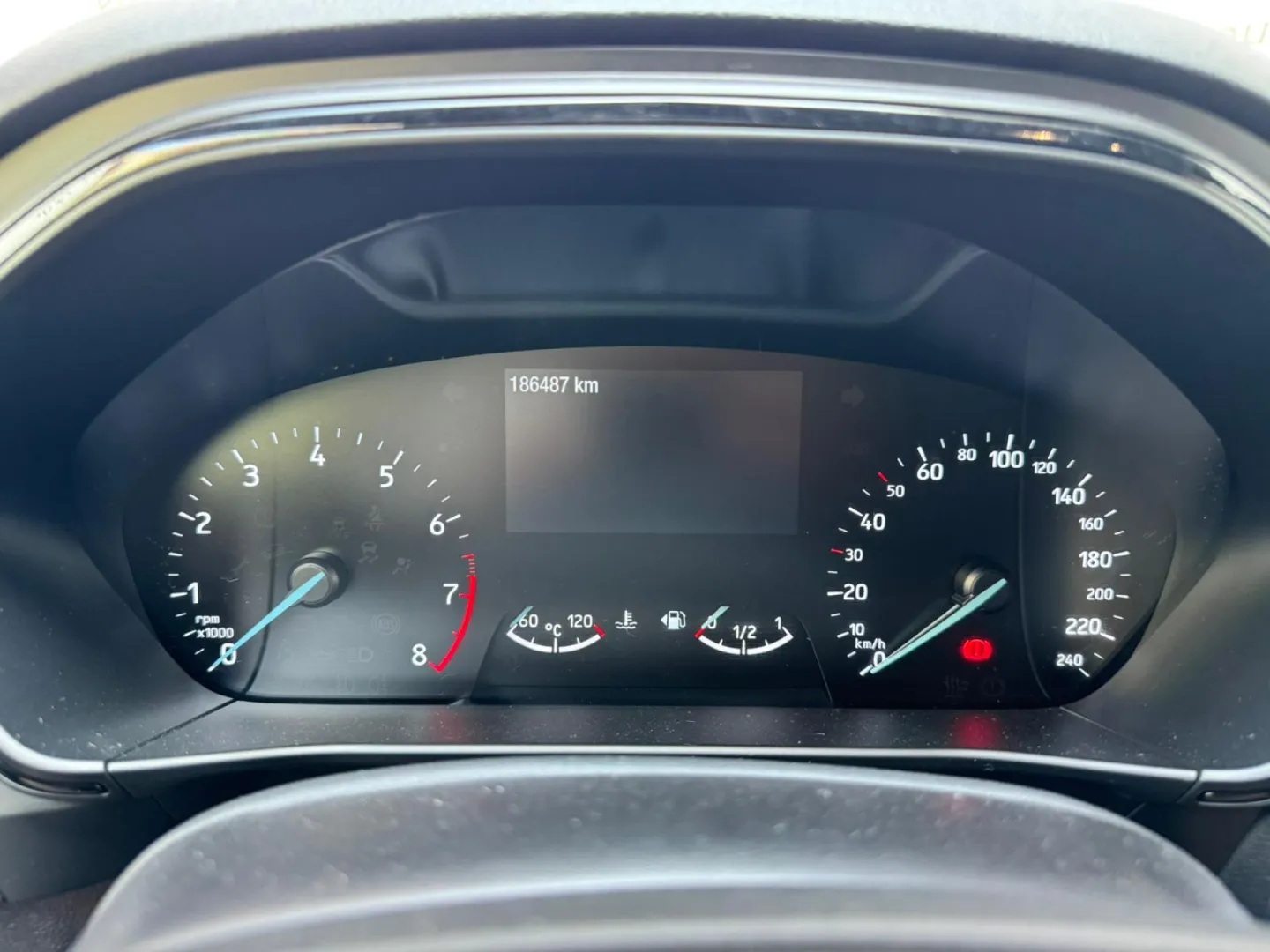 Cumpara/ Vinde online Ford Focus 2019 SH, la cel mai bun pret pentru tine!