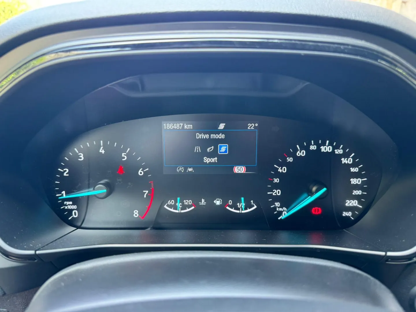 Cumpara/ Vinde online Ford Focus 2019 SH, la cel mai bun pret pentru tine!