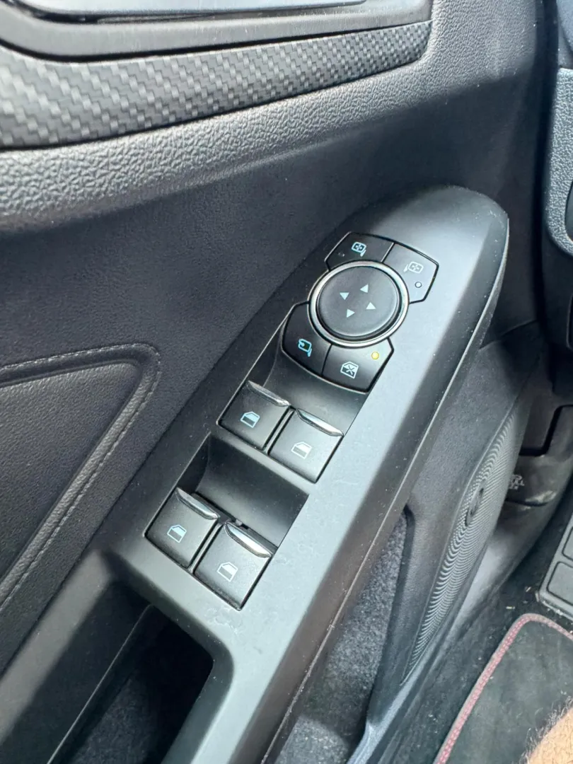 Cumpara/ Vinde online Ford Focus 2019 SH, la cel mai bun pret pentru tine!