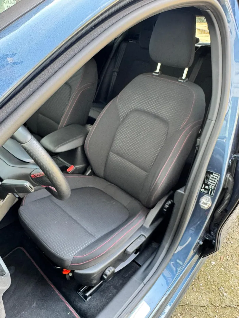 Cumpara/ Vinde online Ford Focus 2019 SH, la cel mai bun pret pentru tine!