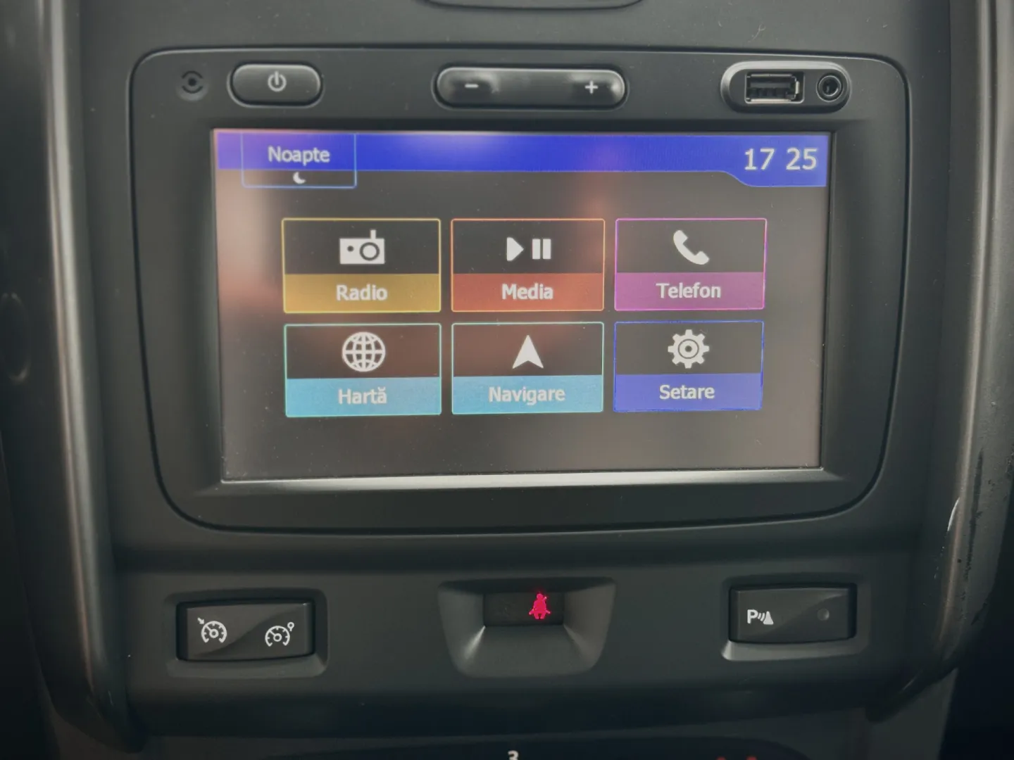 Cumpara/ Vinde online Dacia Duster 2016 SH, la cel mai bun pret pentru tine!