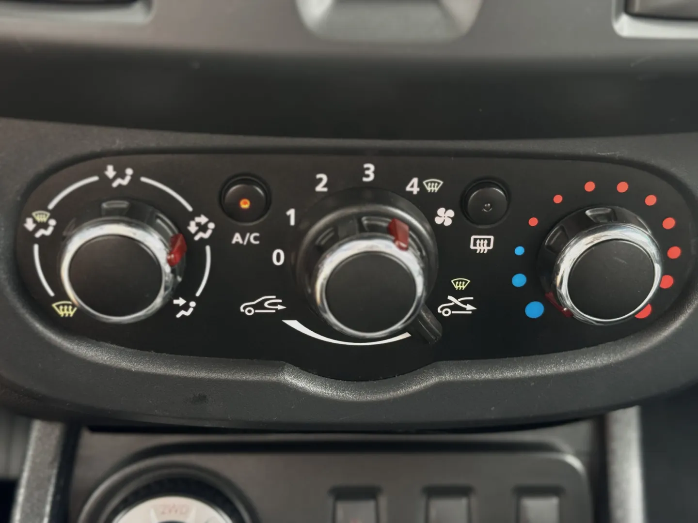 Cumpara/ Vinde online Dacia Duster 2016 SH, la cel mai bun pret pentru tine!