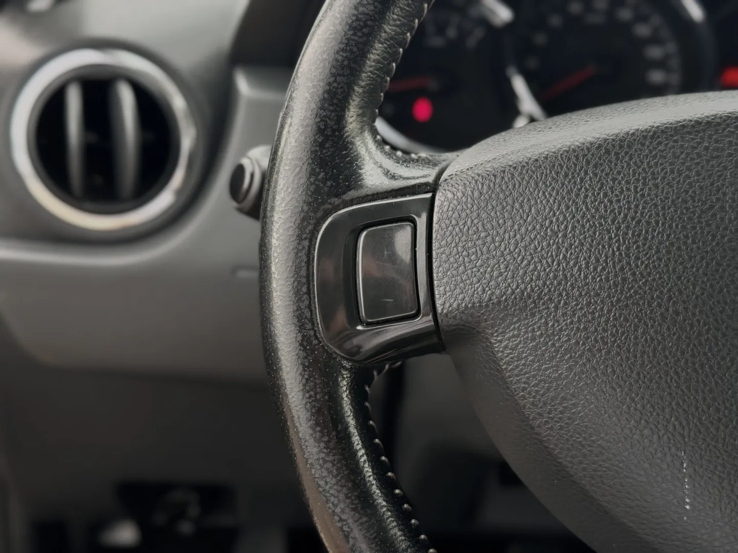 Cumpara/ Vinde online Dacia Duster 2016 SH, la cel mai bun pret pentru tine!